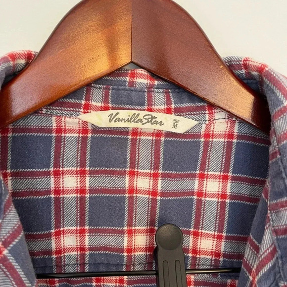 Vanilla star plaid blue and red button down shirt  sixe medium - Picture 4 of 6